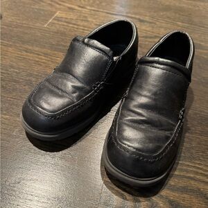 Boys dress shoes 1.5